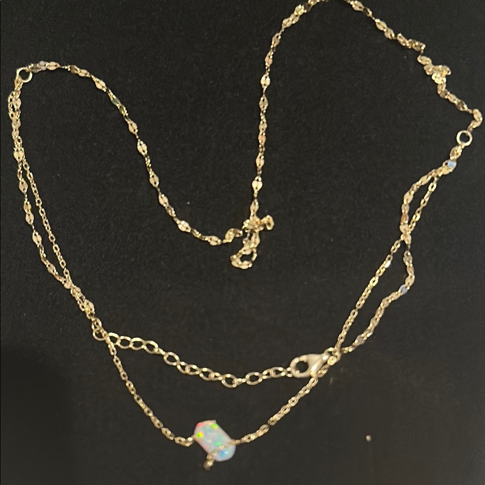 Elegant Gold Necklace with Opalescent Charm opal